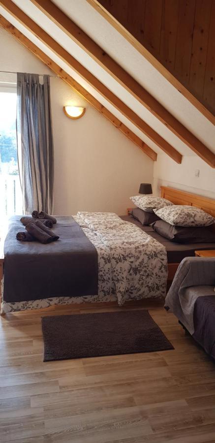 Apartments And Rooms Kristina Dreznik Grad Luaran gambar