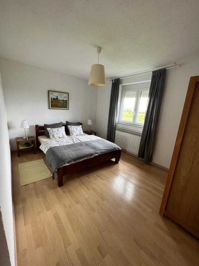 Apartments And Rooms Kristina Dreznik Grad Luaran gambar